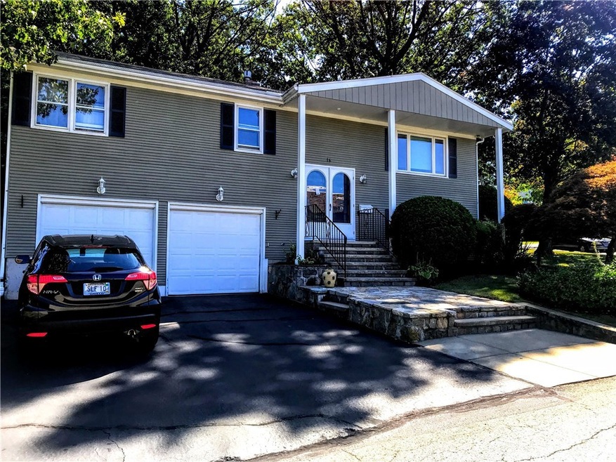 16 Harvest St, Cranston, RI 02920 - photo 1