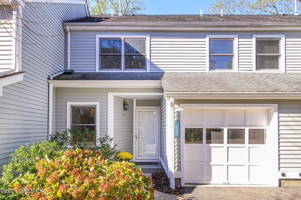 351 Pemberwick Rd unit 403, Greenwich, CT 06831 - photo 1