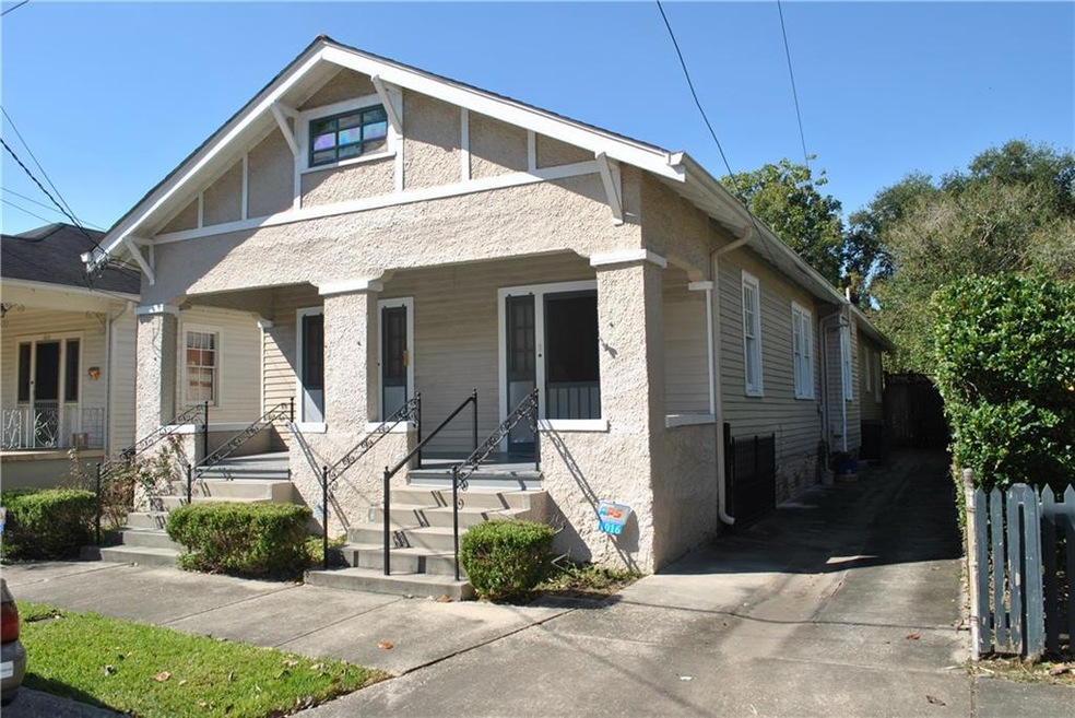 Sweet cottage with tons of natural daylight, curre