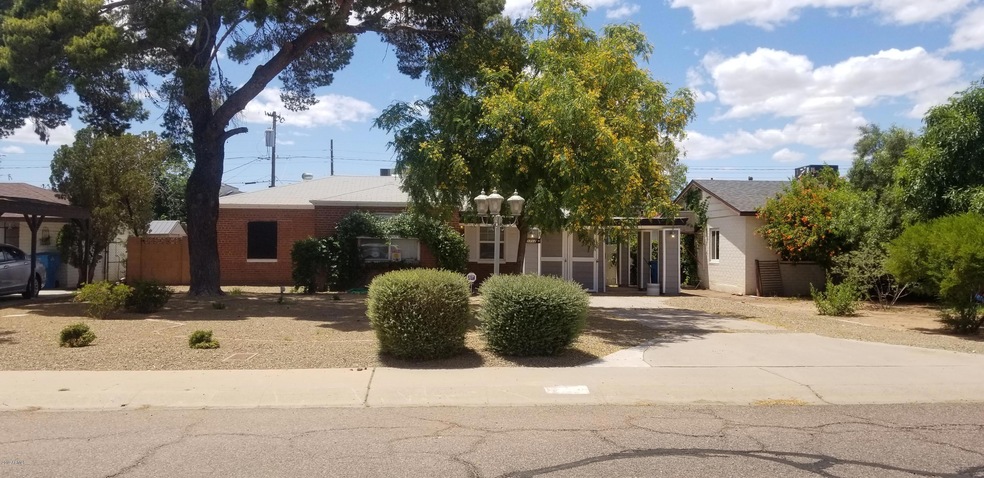 1712 N 18th Place, Phoenix, AZ 85006 - photo 1