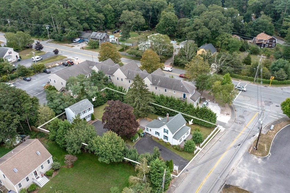 961 Point Rd, Marion, MA 02738 - photo 1