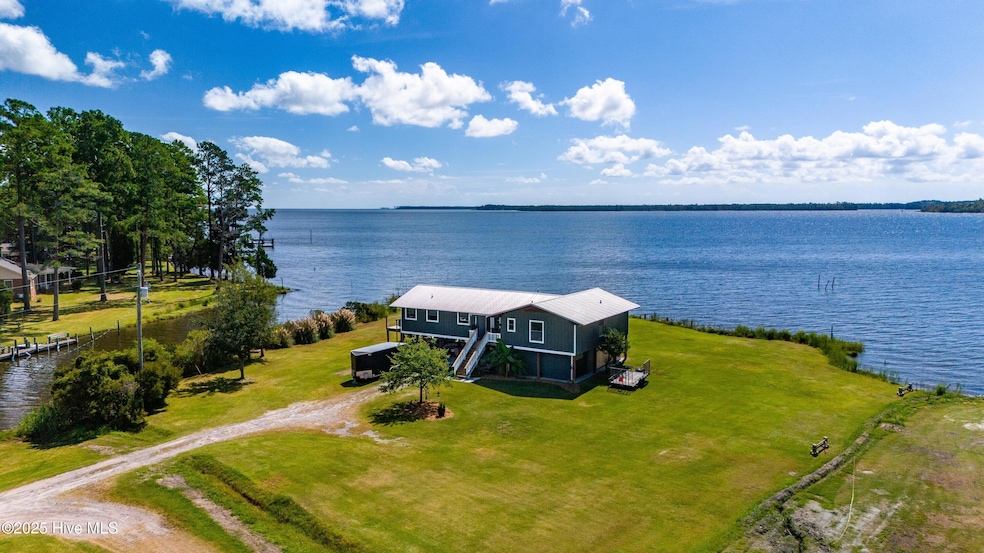 For Sale $580,000 • Co-Listing Agent