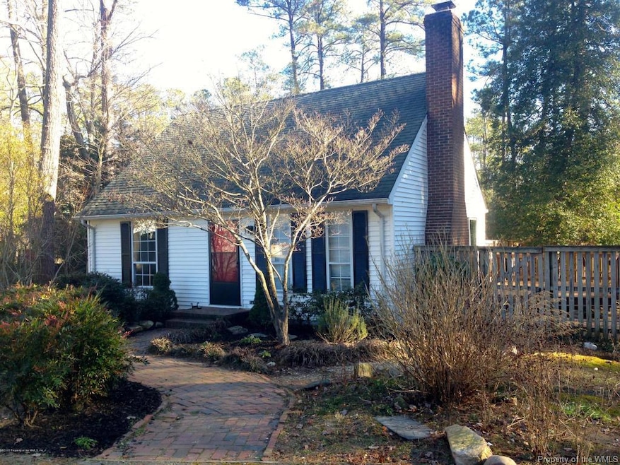 3679 Country Ln, Hayes, VA 23072 - photo 1