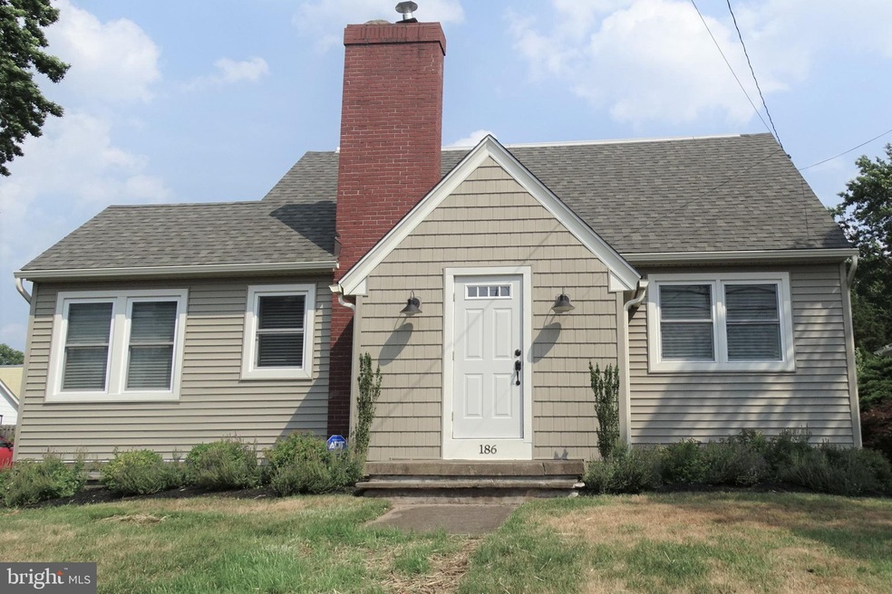 186 W Reliance Rd, Telford, PA 18969 - photo 1