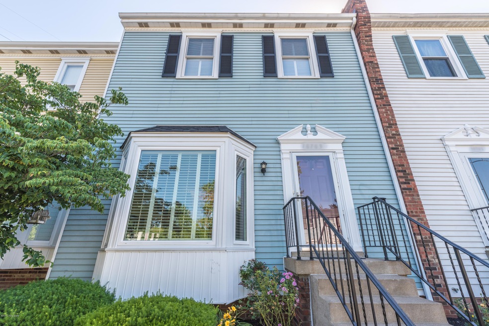 10705 Colonial Woods Lville-33