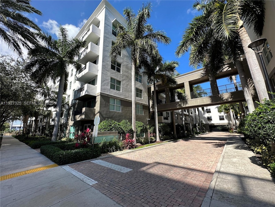 2401 NE 65th St unit 606, Fort Lauderdale, FL 33308 - photo 1