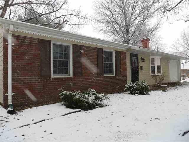 14 Tulip Dr, Lincoln, IL 62656 - photo 1