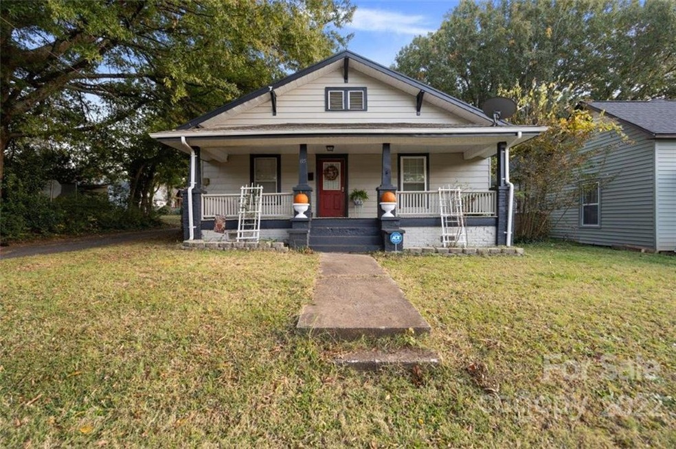 615 W Bell St, Statesville, NC 28677 - photo 1