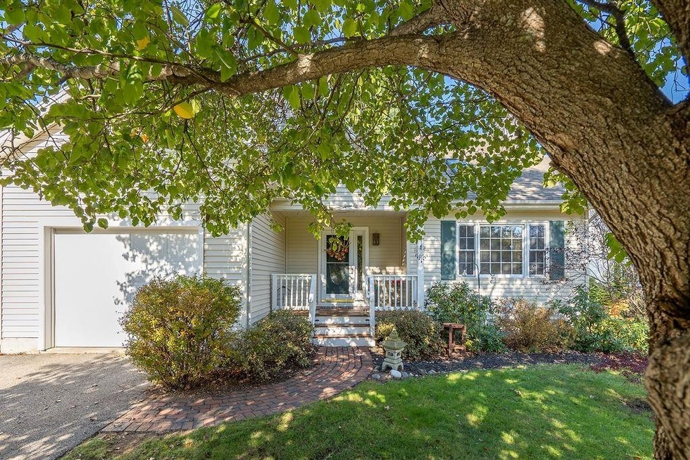 1 Briallia Cir, Newmarket, NH 03857 - photo 1