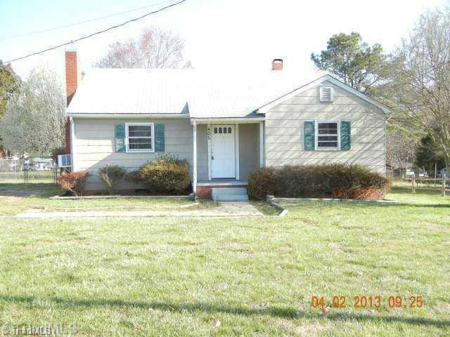 405 Sunrise Ave, Asheboro, NC 27203 - photo 1