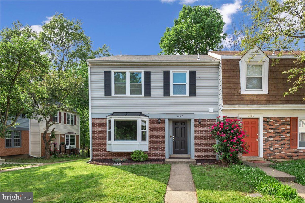9067 Mcrae Ct, Manassas, VA 20110 - photo 1