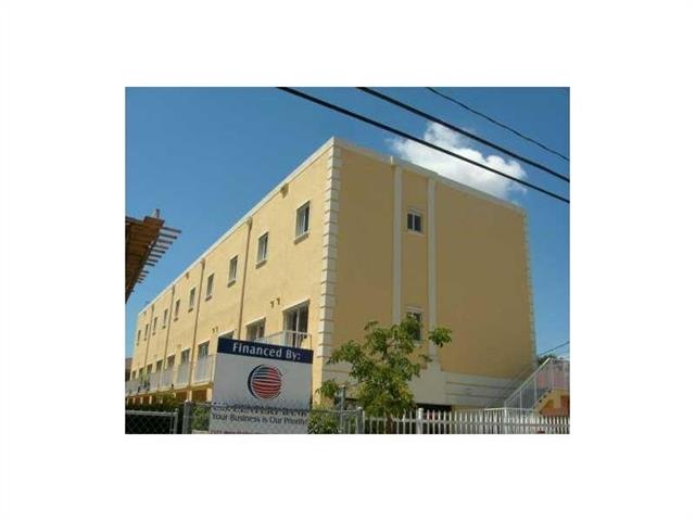 853 SW 2nd St unit 208, Miami, FL 33130 - photo 1