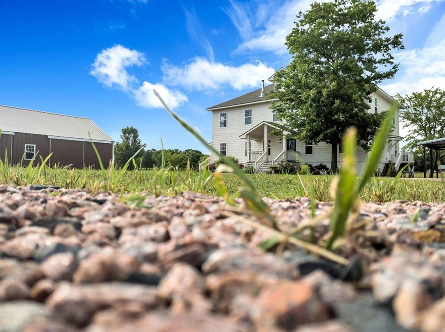 971 Ranch Rd, Whitesboro, TX 76273 - photo 1