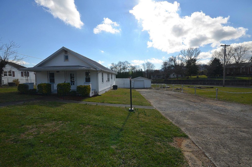 404 Grand Avenue Extension, Johnson City, TN 37601 - photo 1