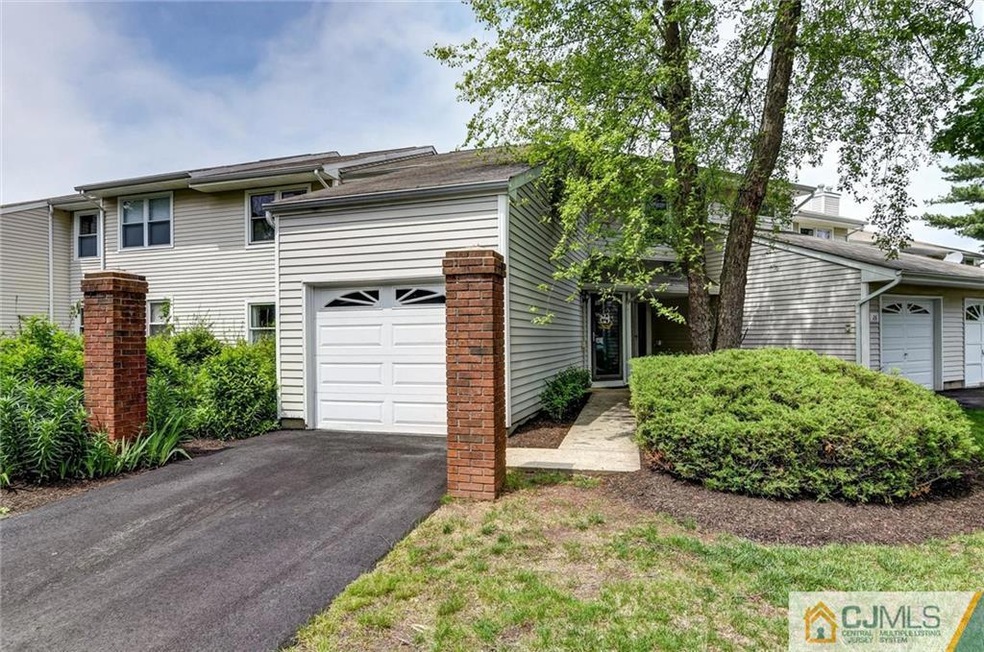 Sold $373,000 • Co-Listing Agent