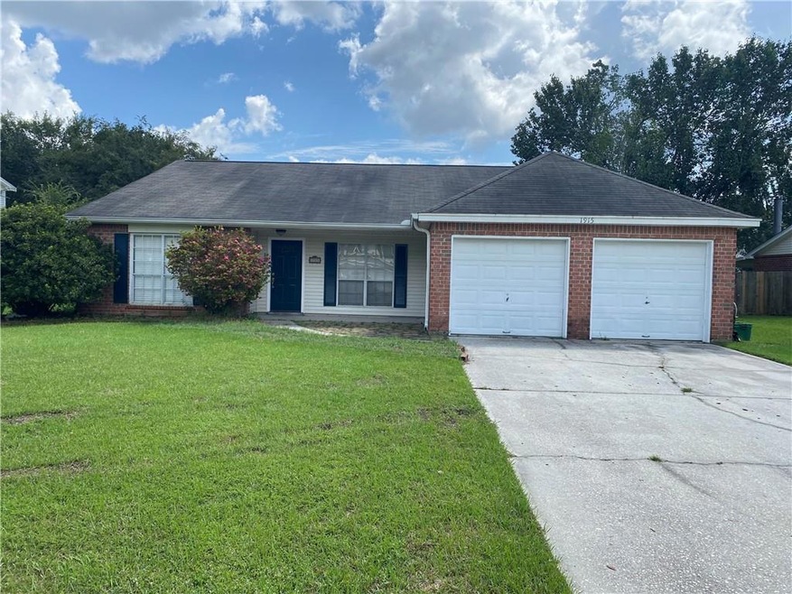 1915 Wyndemere Dr, Slidell, LA 70461 - photo 1