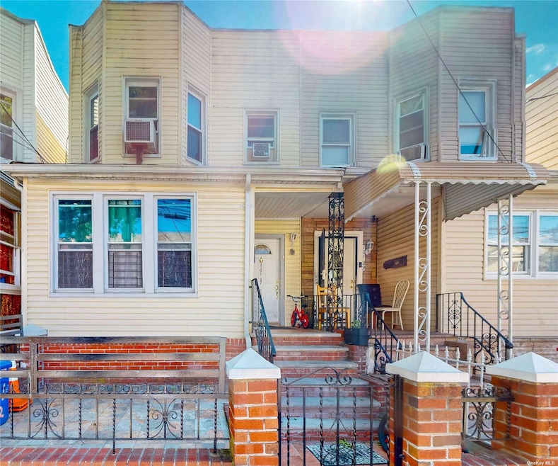 101-27 107th St, Ozone Park, NY 11416 - photo 1