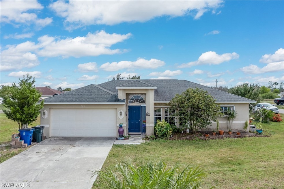204 Manasota St, Fort Myers, FL 33913 - photo 1