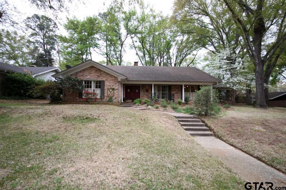 708 Barclay Dr, Tyler, TX 75703 - photo 1
