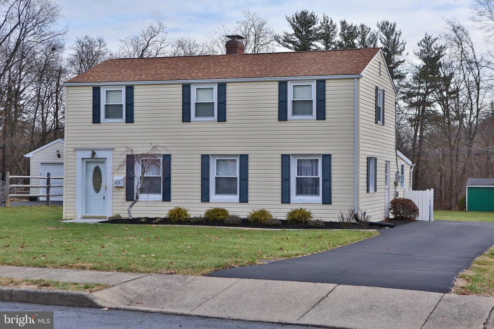313 Greenwood Rd, Lansdale, PA 19446 - photo 1