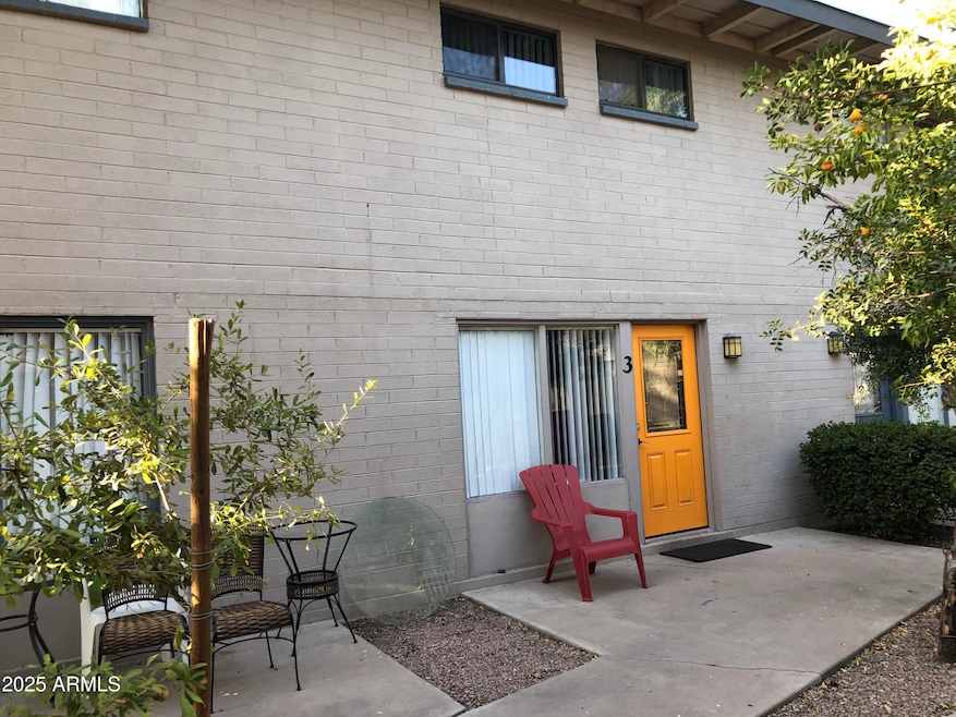 2015 S Granada Dr unit 3, Tempe, AZ 85282 - photo 1