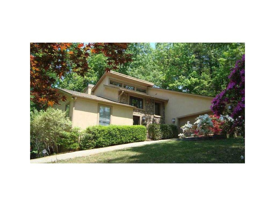 Exterior Front. GORGEOUS 4 BEDROOM 3 BATH LAKE FRO