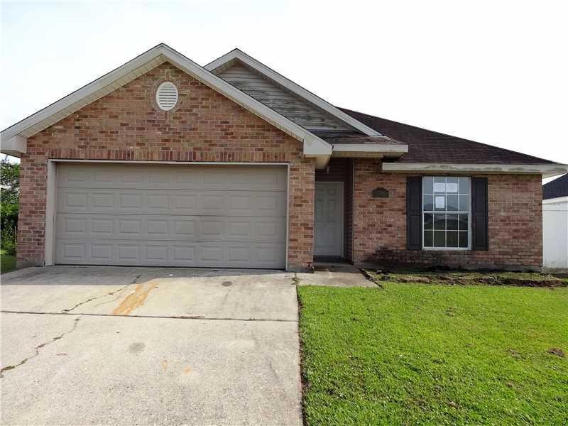 2709 Bayou Vista Dr, Marrero, LA 70072 - photo 1