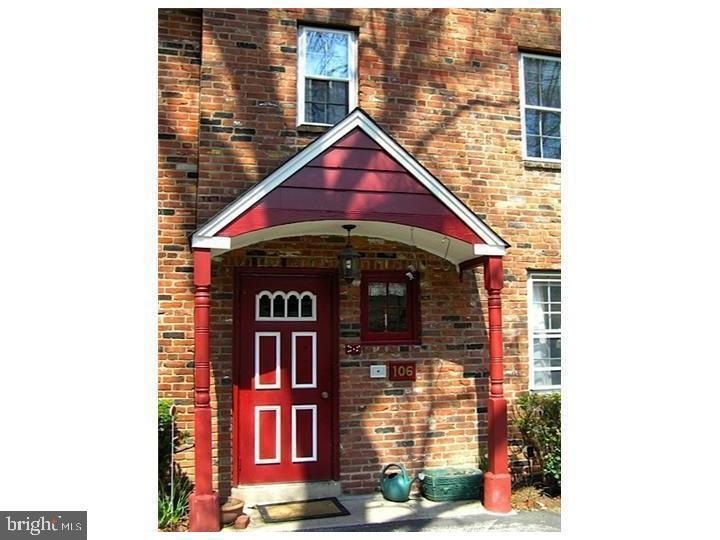 108 N Roberts Rd, Bryn Mawr, PA 19010 - photo 1