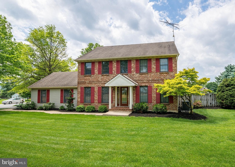 169 Orchard Rd, Reading, PA 19605 - photo 1