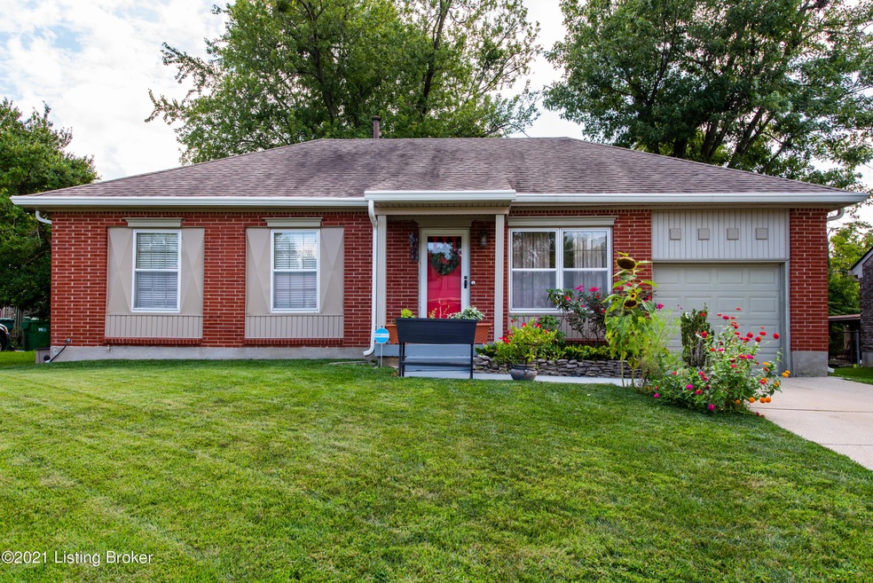 8916 Brandywyne Dr, Louisville, KY 40291 - photo 1