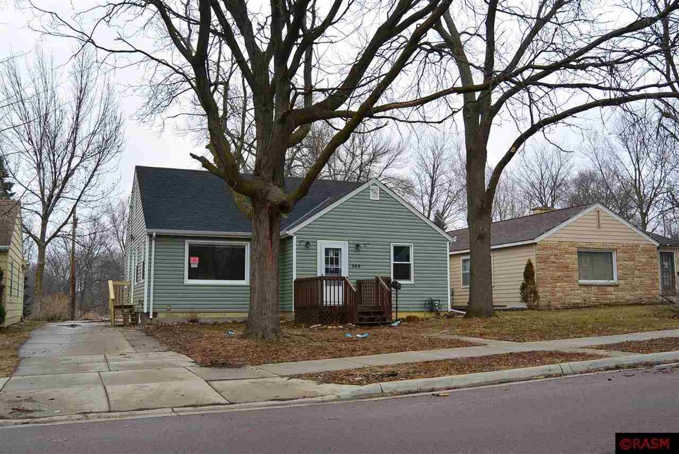 308 Moreland Ave, Mankato, MN 56001 - photo 1