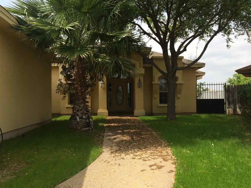 404 Wren Point, Laredo, TX 78045 - photo 1