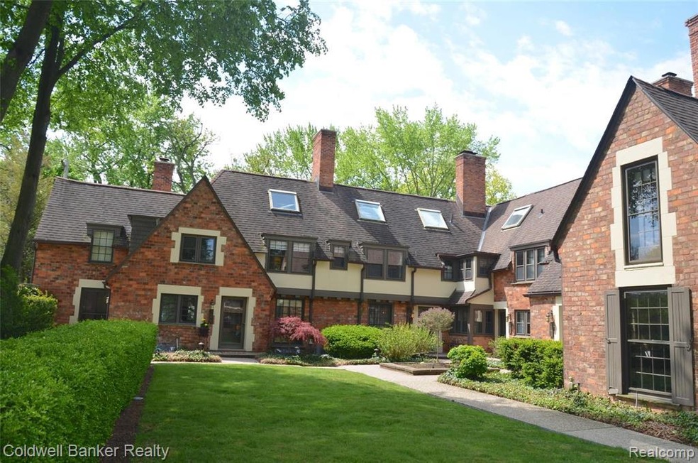 Wallace Frost designed condominium home