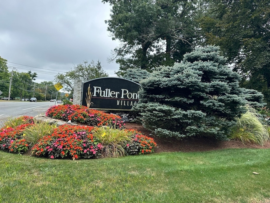 14 Meeting House Square unit 109, Middleton, MA 01949 - photo 1