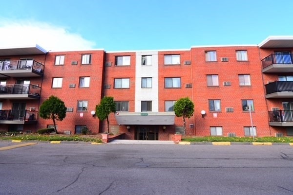 600 Governors Dr unit 5, Winthrop, MA 02152 - photo 1