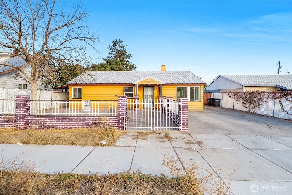 For Sale $245,000 • Co-Listing Agent