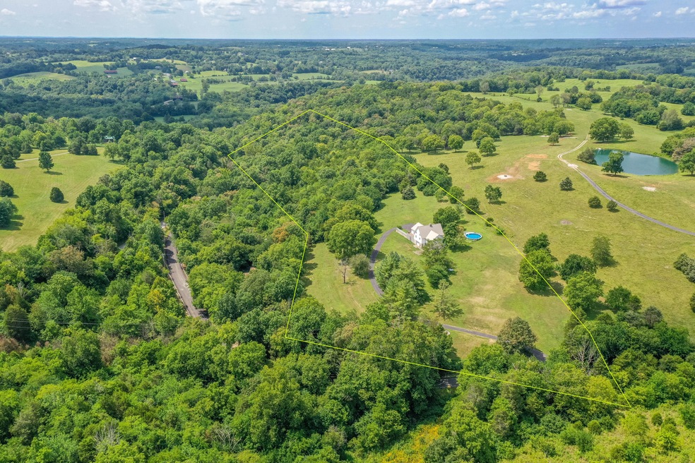 1725 Sellers Mill Rd, Versailles, KY 40383 - photo 1