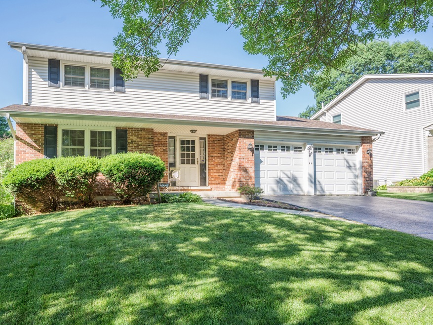 56 Finch Ct, Naperville, IL 60565 - photo 1