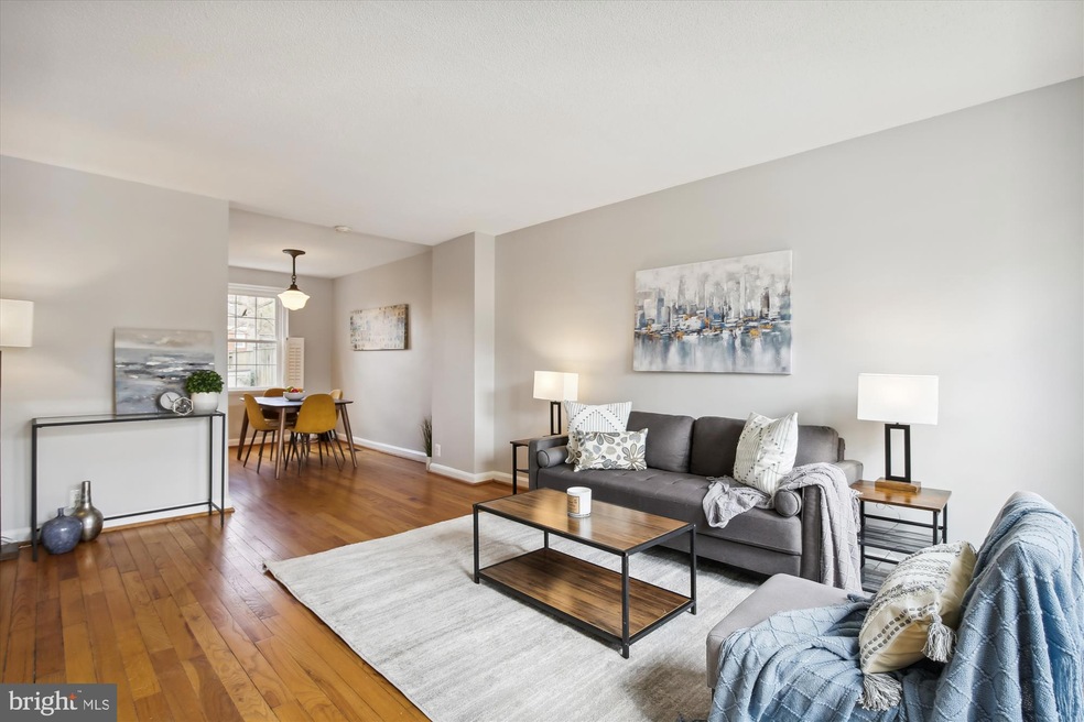 3507 S Stafford St unit B, Arlington, VA 22206 - photo 1