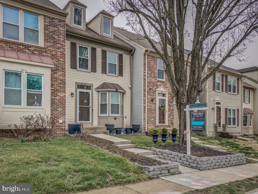 6312 Mary Todd Ct, Centreville, VA 20121 - photo 1