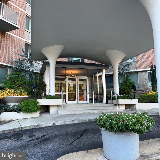 University One Condos unit 708, Baltimore, MD 21218 - photo 1