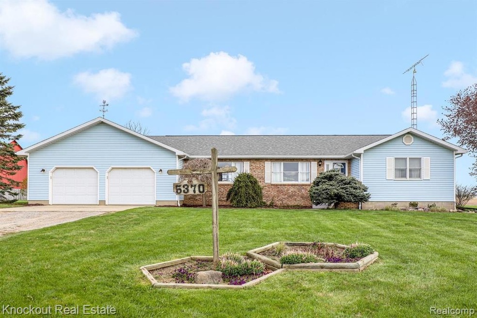 5370 Arbela Rd Millington-1.jpg