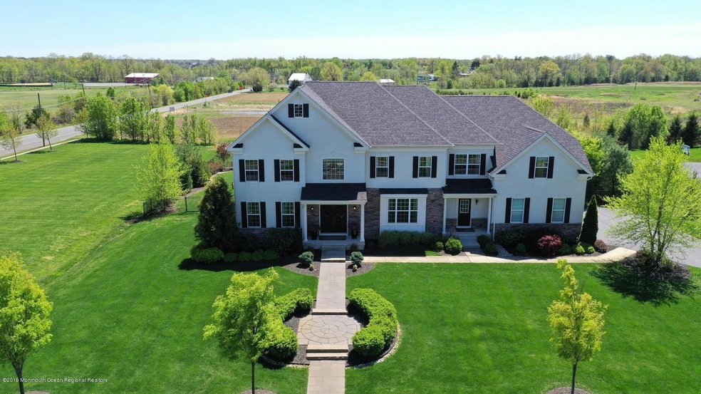 1 Manchester Ct, Columbus, NJ 08022 - photo 1