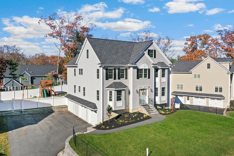 3 Murray Hill Cir, Wilmington, MA 01887 - photo 1