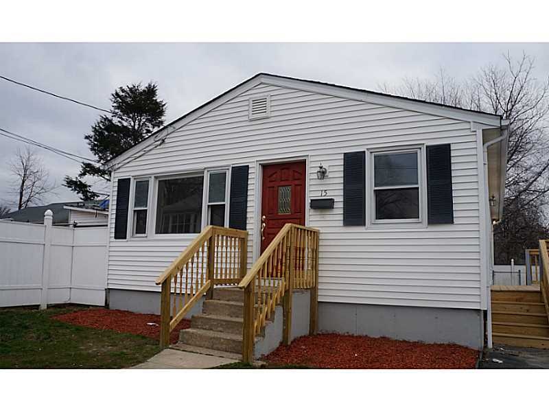 15 Queen St, Cranston, RI 02920 - photo 1