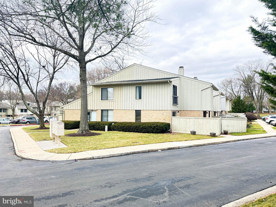 5800 Harness Ct, Columbia, MD 21044 - photo 1