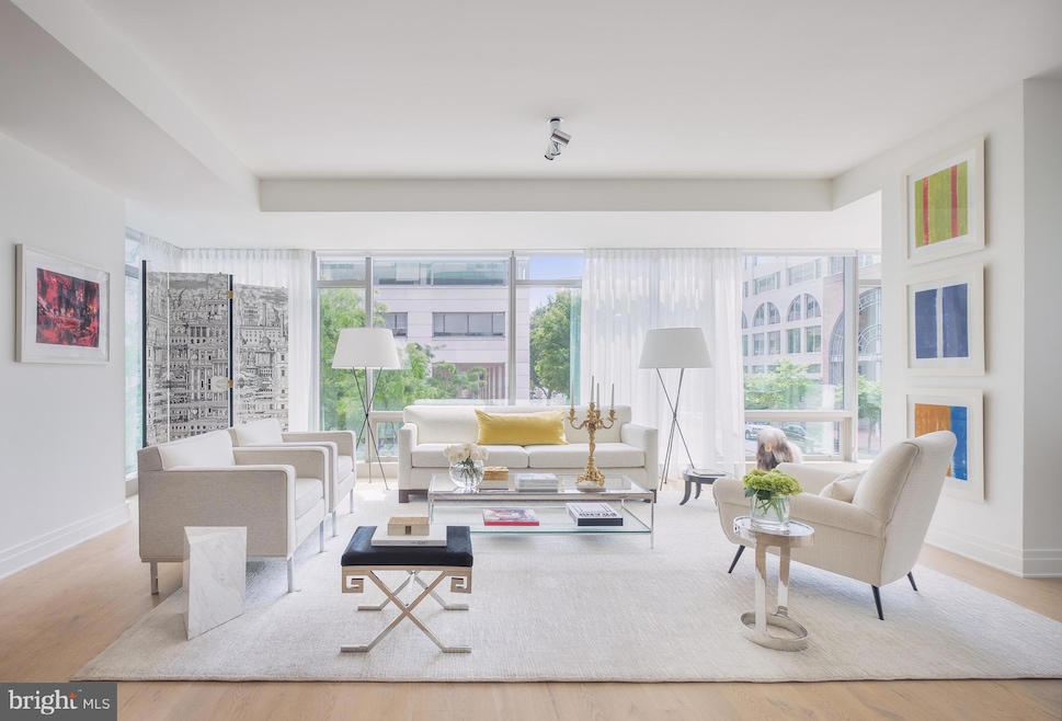 Pending $2,875,000 • Co-Listing Agent