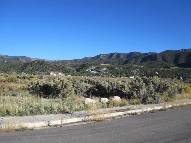 267 S 1125 W unit 1, Parowan, UT 84761 - photo 1