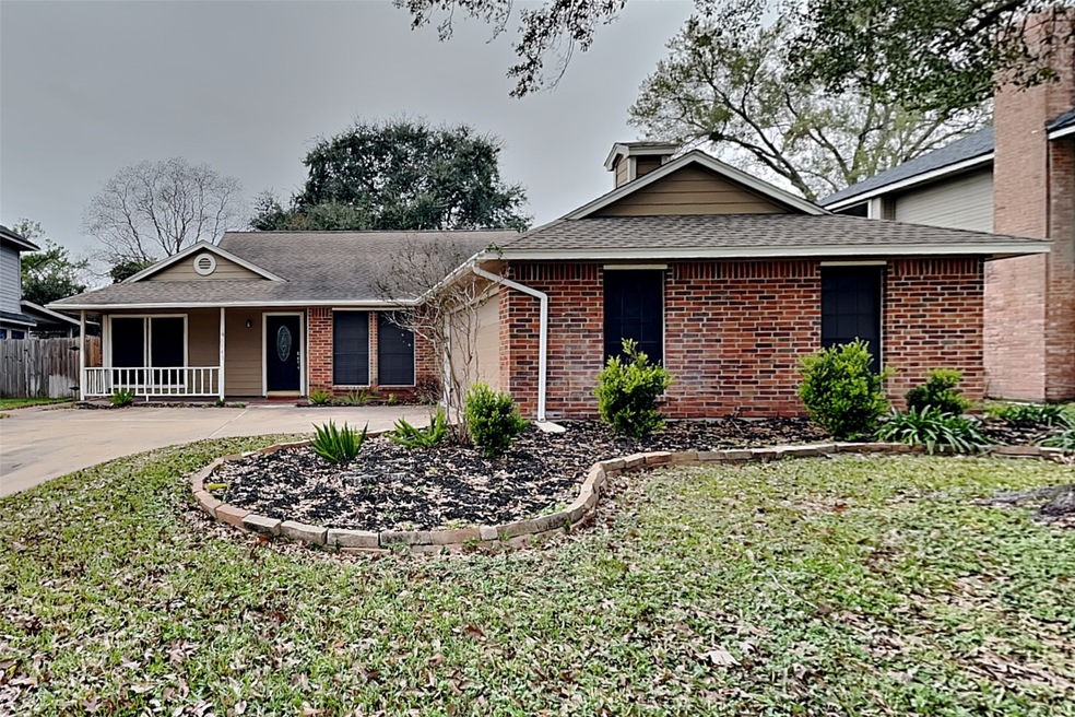 8543 Sunny Ridge Dr, Houston, TX 77095 - photo 1