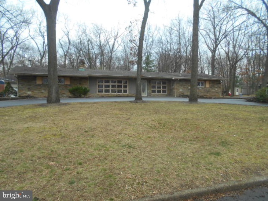 21 Yansick Dr, Delran, NJ 08075 - photo 1